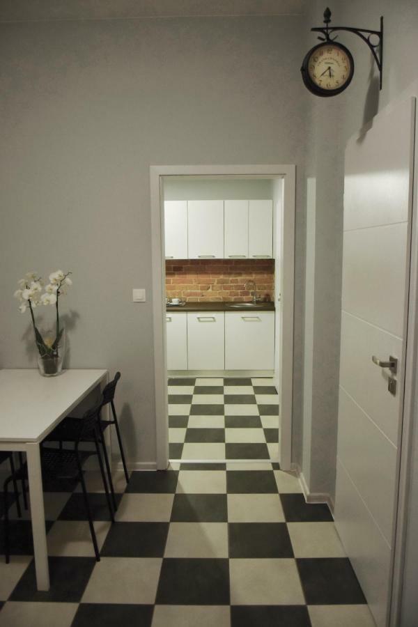 Loft Wroclaw Hostel Buitenkant foto