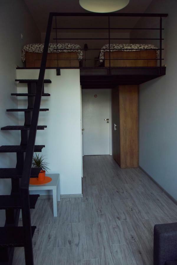 Loft Wroclaw Hostel Buitenkant foto